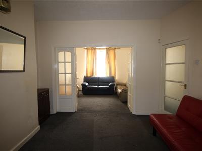 Picture 4